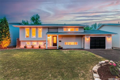 48 Aster Cres, Moose Jaw, SK, S6J1A7 | Card Image