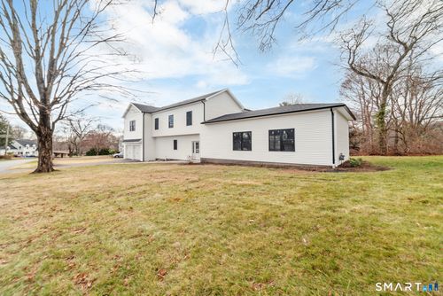 104 Eastfield Rd, Waterbury, CT, 06708-3202 | Card Image