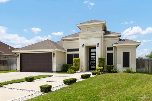1617 Leandro St, Mission, TX, 78574-9152 | Card Image