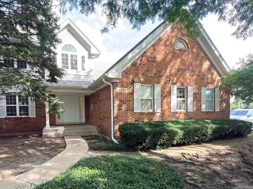 e-5S525 Scots Dr, Naperville, IL, 60563-9048 | Card Image