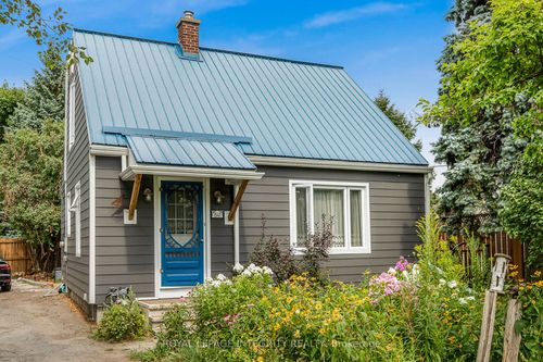 841 Merivale Rd, Ottawa, ON, K1Z5Z7 | Card Image