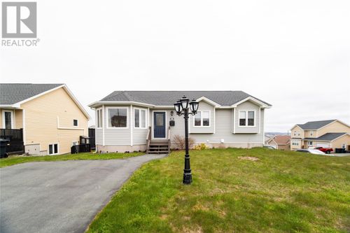 25 Flamingo Dr, Paradise, NL, A1L2N4 | Card Image