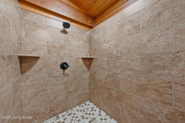 325 Marina Point Rd, House other with 2 bedrooms, 2 bathrooms and null parking in Falls Of Rough KY | Image 22