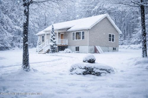 76 Wynkoop Dr, Kerhonkson, NY, 12446-1533 | Card Image