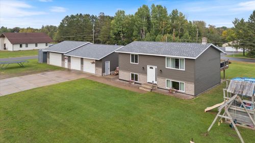 808 Center Dr Nw, Chisholm, MN, 55719-1462 | Card Image
