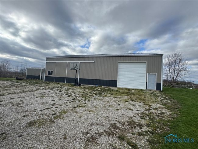 11575 County Road Q, House other with 5 bedrooms, 3 bathrooms and 2 parking in Montpelier OH | Image 7