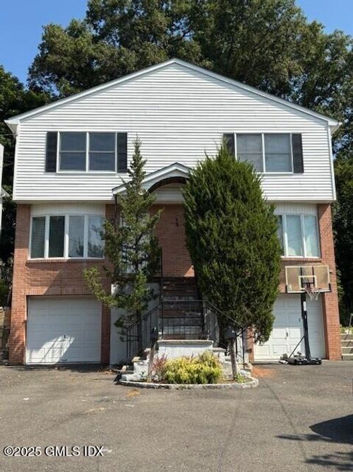 2-32 Decatur St, Cos Cob, CT, 06807-2128 | Card Image
