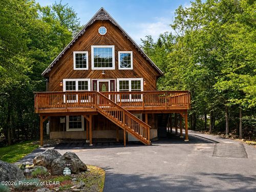69 Floral Dr, Thornhurst, PA, 18424-7996 | Card Image