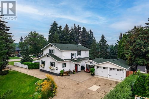 1114 Lancaster Blvd, Saskatoon, SK, S7M3V5 | Card Image