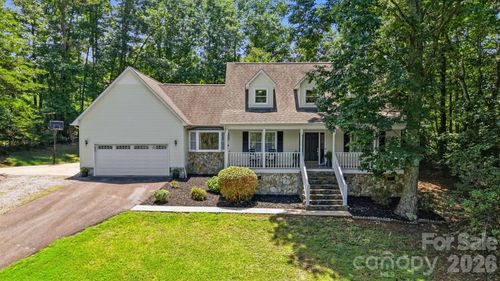 131 Fox Runn Rd, Granite Falls, NC, 28630-9023 | Card Image