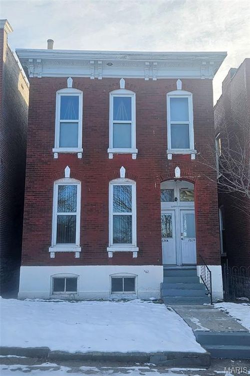 2634 Geyer Ave, Saint Louis, MO, 63104-2119 | Card Image