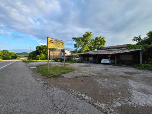 10279 S Highway 27, Burnside, KY, 42519-9450 | Card Image