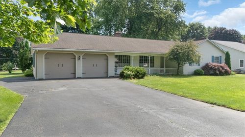 3752 Walworth Rd, Marion, NY, 14505-9361 | Card Image