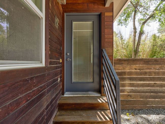 2 - 400 E 33 Rd St, Condo with 3 bedrooms, 3 bathrooms and 2 parking in Austin TX | Image 5