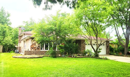 1629 Holly Ave, Darien, IL, 60561-3626 | Card Image
