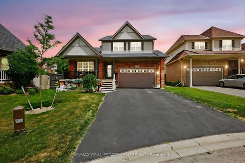29 Graham Cres, Orangeville, ON, L9W5J5 | Card Image