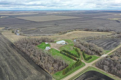 1528 240th Street, Kent, MN, 56553 | Card Image