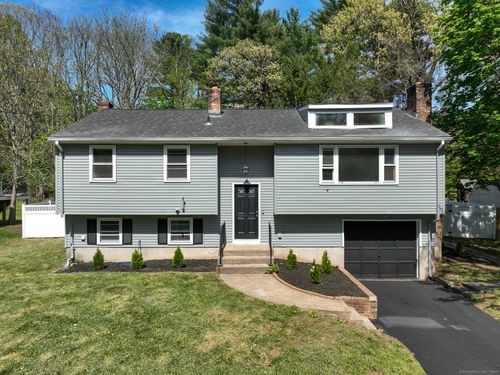 11 Quarry Ln, Meriden, CT, 06451-2018 | Card Image