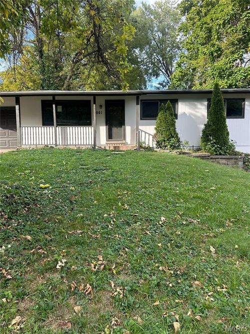 261 Barto Dr, Saint Louis, MO, 63135-1006 | Card Image
