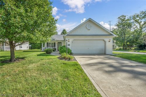 300 Warner St, Painesville, OH, 44077-4055 | Card Image