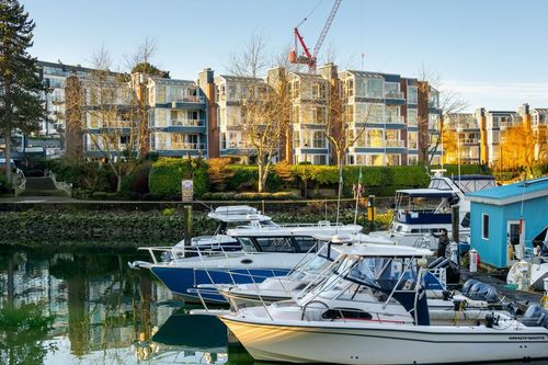 302-1502 Island Park Walk, Vancouver, BC, V6H3Z8 | Card Image