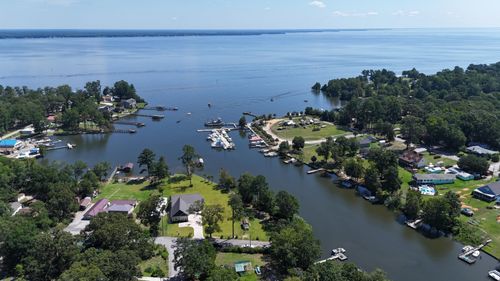 113 Grandview Ct, Vance, SC, 29163-9552 | Card Image