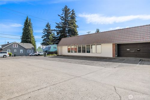 b-213 E 8th Street, Port Angeles, WA, 98362 | Card Image