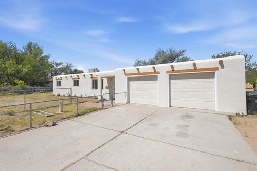 4719 Gordon Rd, Los Lunas, NM, 87031-6438 | Card Image