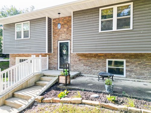 1318 County Road 2347, MOBERLY, MO, 65270-4347 | Card Image