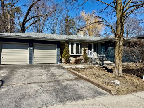 960 Weller St, Peterborough, ON, K9J4Y2 | Card Image