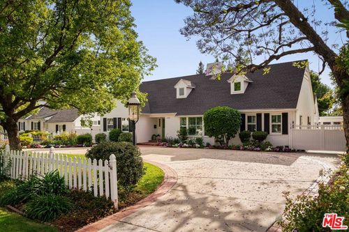 6317 Orion Ave, Van Nuys, CA, 91411-1025 | Card Image