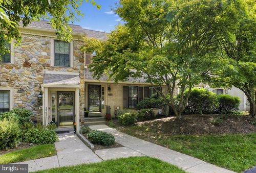 1703 Weatherstone Dr, PAOLI, PA, 19301-1945 | Card Image
