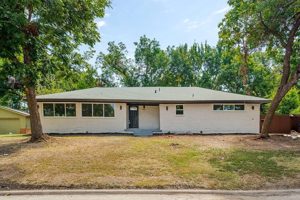 8th St, Grand Prairie, TX 75050
