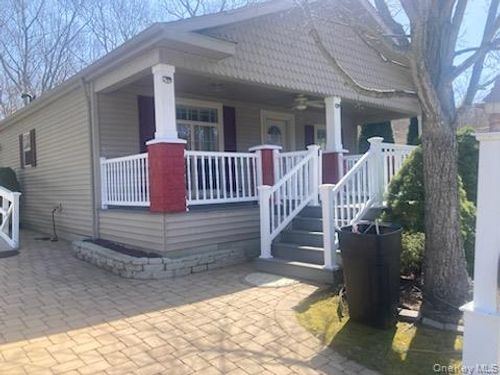 516-1661 Old Country Road, Riverhead, NY, 11901 | Card Image