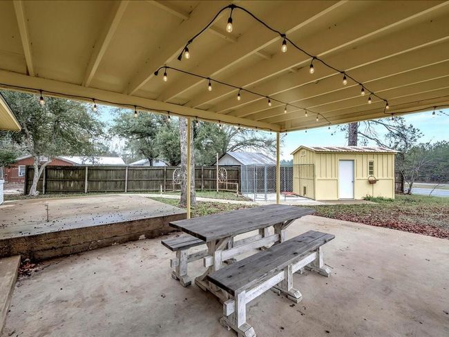 921 S Market St, House other with 3 bedrooms, 2 bathrooms and 4 parking in Grapeland TX | Image 34