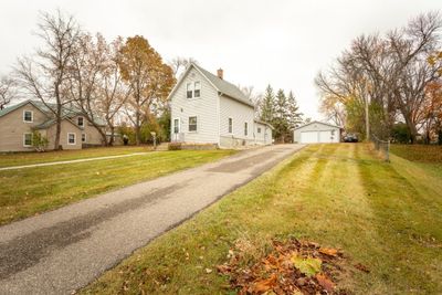 Front of house with 2 stall garage | Image 1