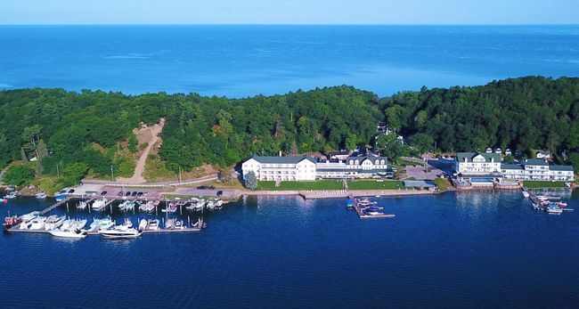 39 - 8535 Portage Point Dr, Condo with 2 bedrooms, 1 bathrooms and null parking in Onekama MI | Image 22