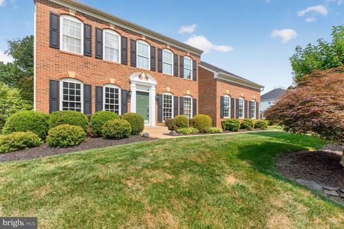 7114 New Kensington Ct, WARRENTON, VA, 20187-8901 | Card Image