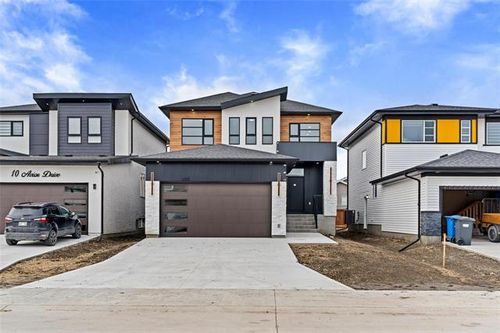 6 Avior Dr, Winnipeg, MB, R2V5H4 | Card Image