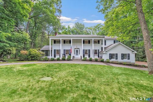 15 Hemlock Hollow Rd, Woodbridge, CT, 06525-1313 | Card Image
