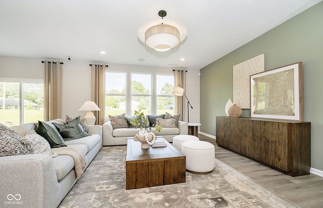 Similar Model Gathering Room | Image 11