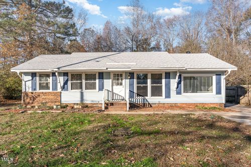 3015 E Brinkley Dr, Spring Lake, NC, 28390-1601 | Card Image