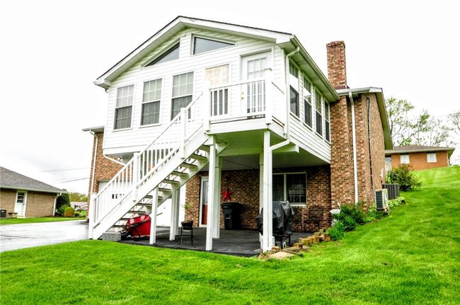 33 Crestvue Rd, House other with 3 bedrooms, 3 bathrooms and 2 parking in Washington PA | Image 10