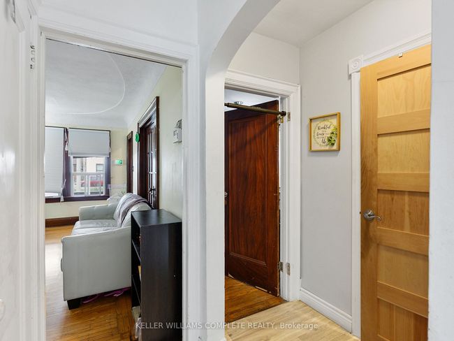 174 Park Row N, House other with 2 bedrooms, 2 bathrooms and null parking in Hamilton ON | Image 22