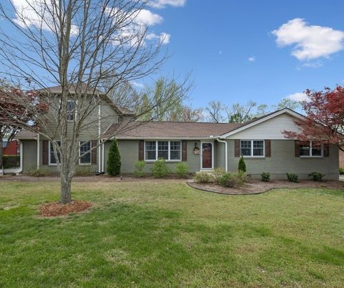 2913 Fernbrook Ln, Nashville, TN, 37214-1621 | Card Image