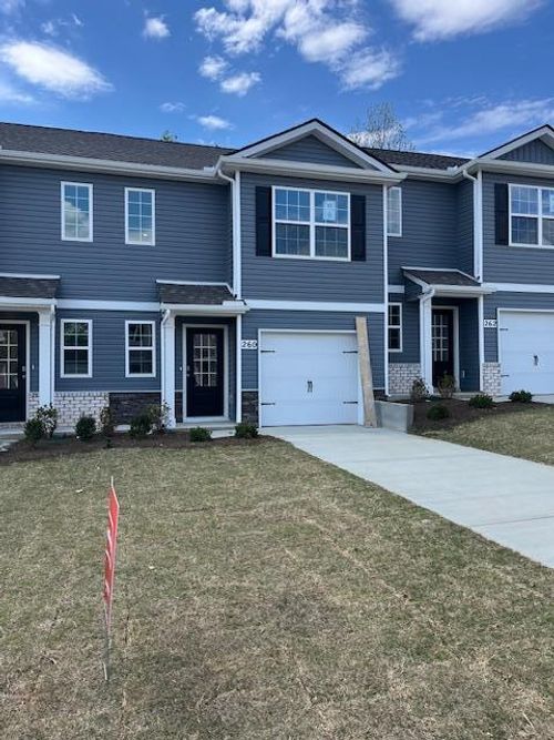 260 Dale Mires Ln, Baxter, TN, 38544-2220 | Card Image
