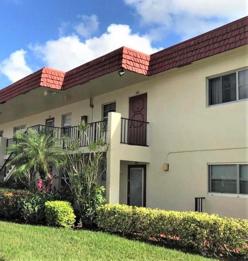 206-19 Abbey Ln, Delray Beach, FL, 33446-1704 | Card Image