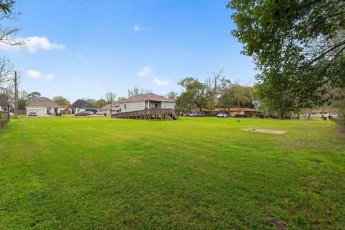 435 Holly Street, Bridge City, TX, 77611 | Card Image