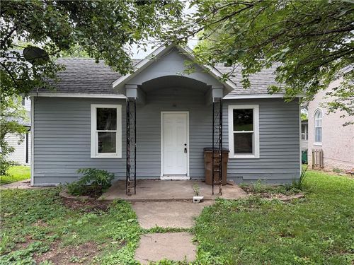604 Laramie St, Atchison, KS, 66002-1847 | Card Image
