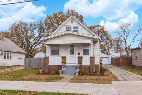 1515 W Market St, Bloomington, IL, 61701-2637 | Card Image